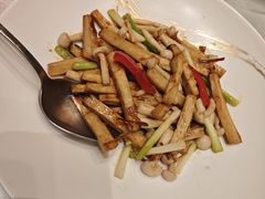 -绿岛国际酒店·海鲜酒楼(八七路店)