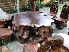 -Lam Vien Restaurant