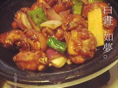 -新大咀港式茶餐厅(宝山万达店)