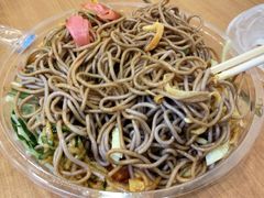 -全家便利店(洛川东路店)