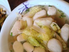 -老子山小鱼锅贴·龙虾馆