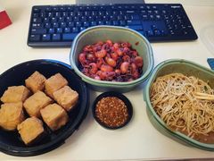 -巴厘龙虾·榜首油焖大虾(洞庭·艺术洋房店)