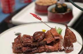 Sheng Tang Sauce-Grilled Duck