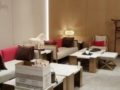 -泓历皇朝酒店(东亭店)