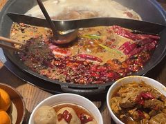 -萍姐火锅·公路夜市(武汉首店)