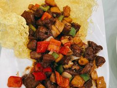 鲍菇牛肉粒-大鸭梨烤鸭店(金顶街店)