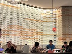 -麻六记(凤凰汇店)