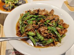 -霸蛮湖南菜·牛肉粉(荣京西街店)