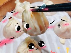 -诚铭记·虾仁汤包·成都小吃(融创店)