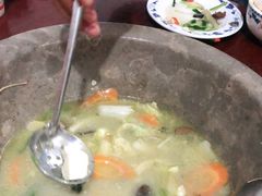 -姚记抚仙湖石锅鱼庄