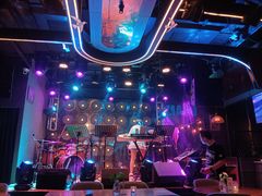 -MARU玛露音乐餐厅(大学路店)