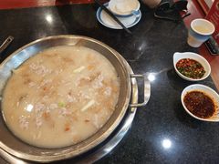 -老来福·非遗酸汤兔(凯旋路店)