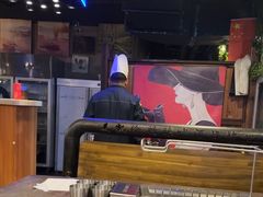-麦凯伦烧烤·精酿超级工厂店(金桥总店)
