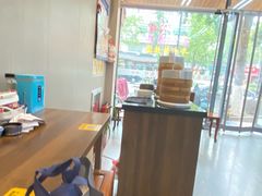 -聚笼鲜美食(凤凰街店)