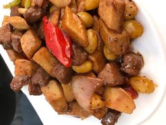 杏鲍菇彩椒牛肉粒-頂好酒家·经典粤菜(海信广场店)