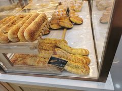 -华荣西饼屋(金禧店)