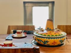 景泰蓝铜锅-毛辣果·贵州红酸汤牛肉火锅(西单店)