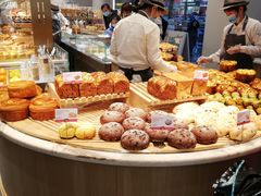 -万利隆·活力烘焙(人民路店)