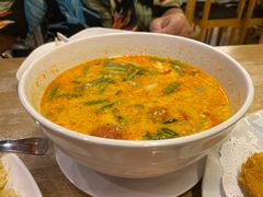 -J Daeng Seafood