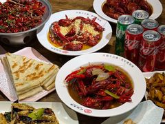 -叶派龙虾•招牌香辣蟹·海鲜(中海国际店)