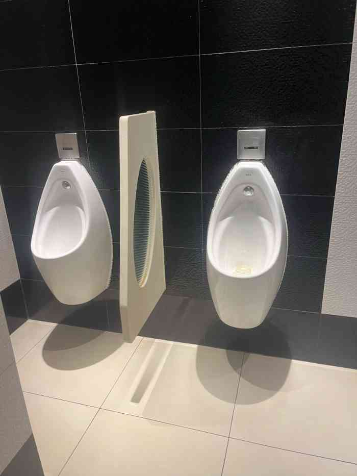 实在是不想吐槽必胜客了开了这么多年越来越不怎么样了现在吃披萨和洋