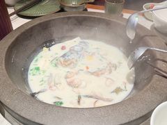 -鲜潭蒸汽石锅鱼(五道口购物中心店)