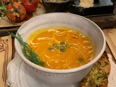 -Mark&Mars Restaurant
