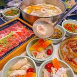 坐飞机1200公里来三亚就为这一口........