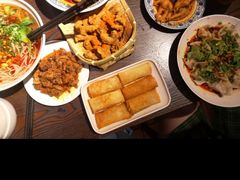 -爆炸头阿姨小四川正宗川味小吃(无任何分店)