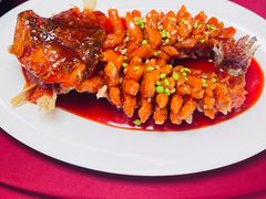 招牌松鼠桂鱼-RIVIERA 松鹤楼(外滩店)