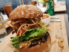 曼哈顿汉堡套餐-KATCHUP