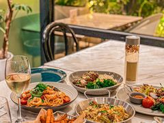 -théATRE茶聚场·餐厅(环球金融中心店)