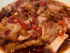 微辣辛辣猪蹄-贤花饭店(城阳店)