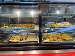 面包甜点陈列柜-蚝英雄鲜蚝自助专门店(长楹天街直营店)