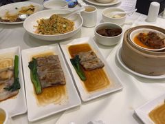 -万龙洲海鲜(大兴绿地缤纷城店)