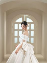 -洋洋婚纱品牌集合店