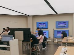 -华为智能生活馆(上海中山公园龙之梦)