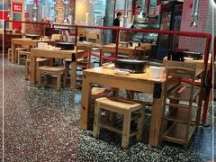 大堂-么肆烤肉·中式自助·烤肉大排档(街道口季佳PAI店)