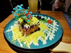 -米德维奇俄式西餐厅(西六道街店)