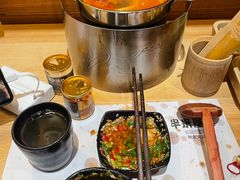 -独食火锅·半米屋台(直营总店)
