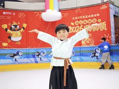 -正佳冰河湾真冰滑冰场