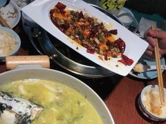 -川人百味·水煮活鱼(赛罕万达店)