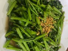 -班赞海鲜市场胖阿姨加工点