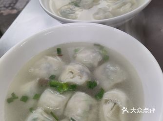 海口骑楼老街~老店馄饨，馄饨面，馄饨面加鸡蛋。味道不错。