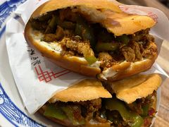孜然夹馍-老字号杨坡红油米线腊汁肉夹馍(东四道巷店)
