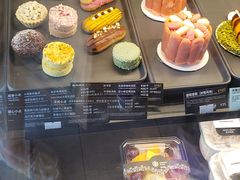 -星巴克臻选(莘庄仲盛店)