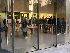 -Apple零售店(华贸购物中心店)