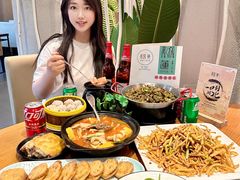 -莲餐厅·湖北菜·潜江小龙虾店(愚园路店)