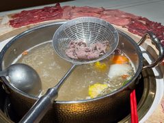 -牛人日志·鲜牛肉骨汤火锅(万科里瑧店)