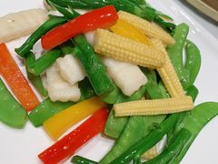 -匠心牛公馆·潮汕牛肉海鲜火锅(索菲特店)